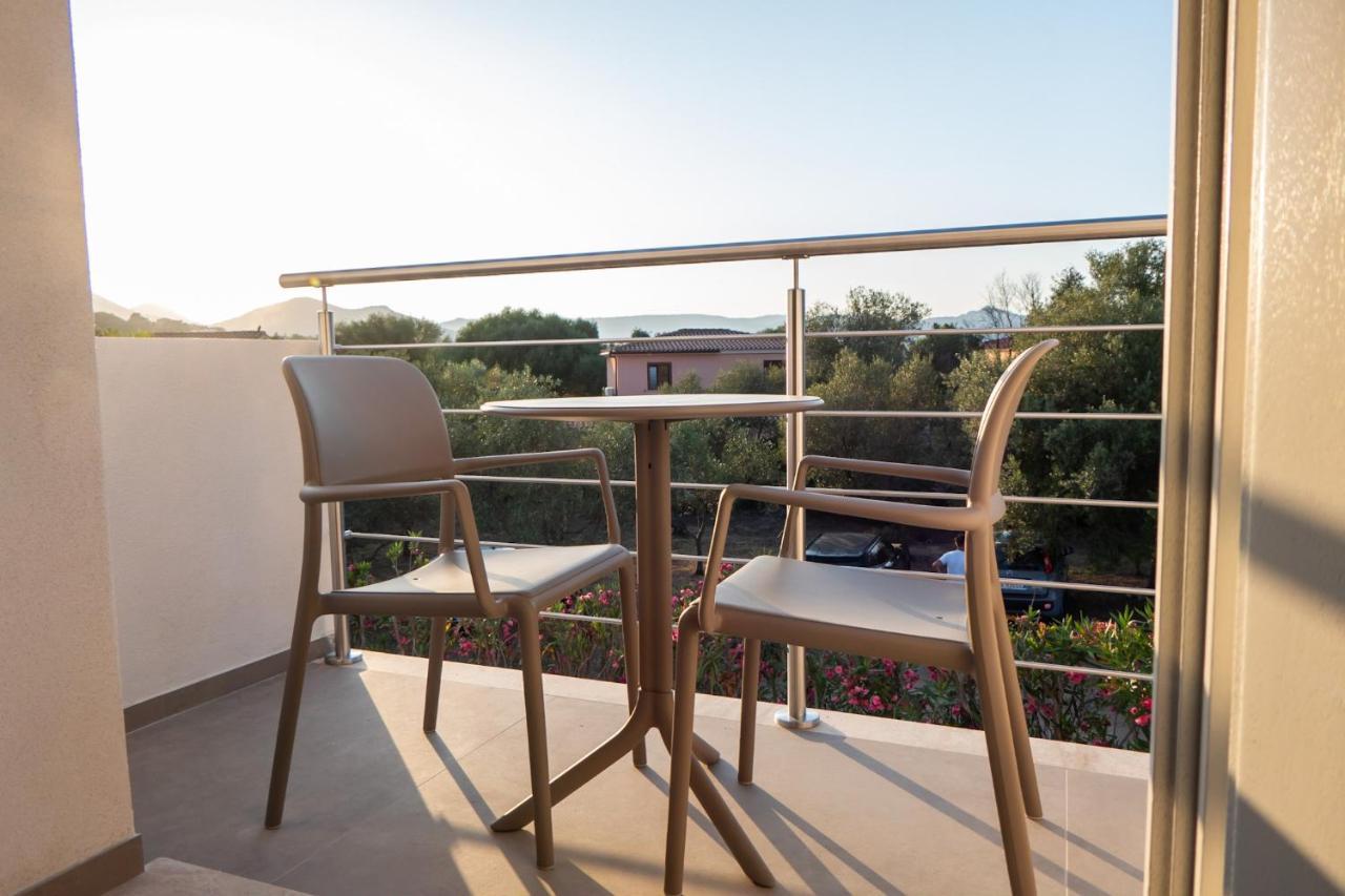 Villa Est San Teodoro  Exteriér fotografie