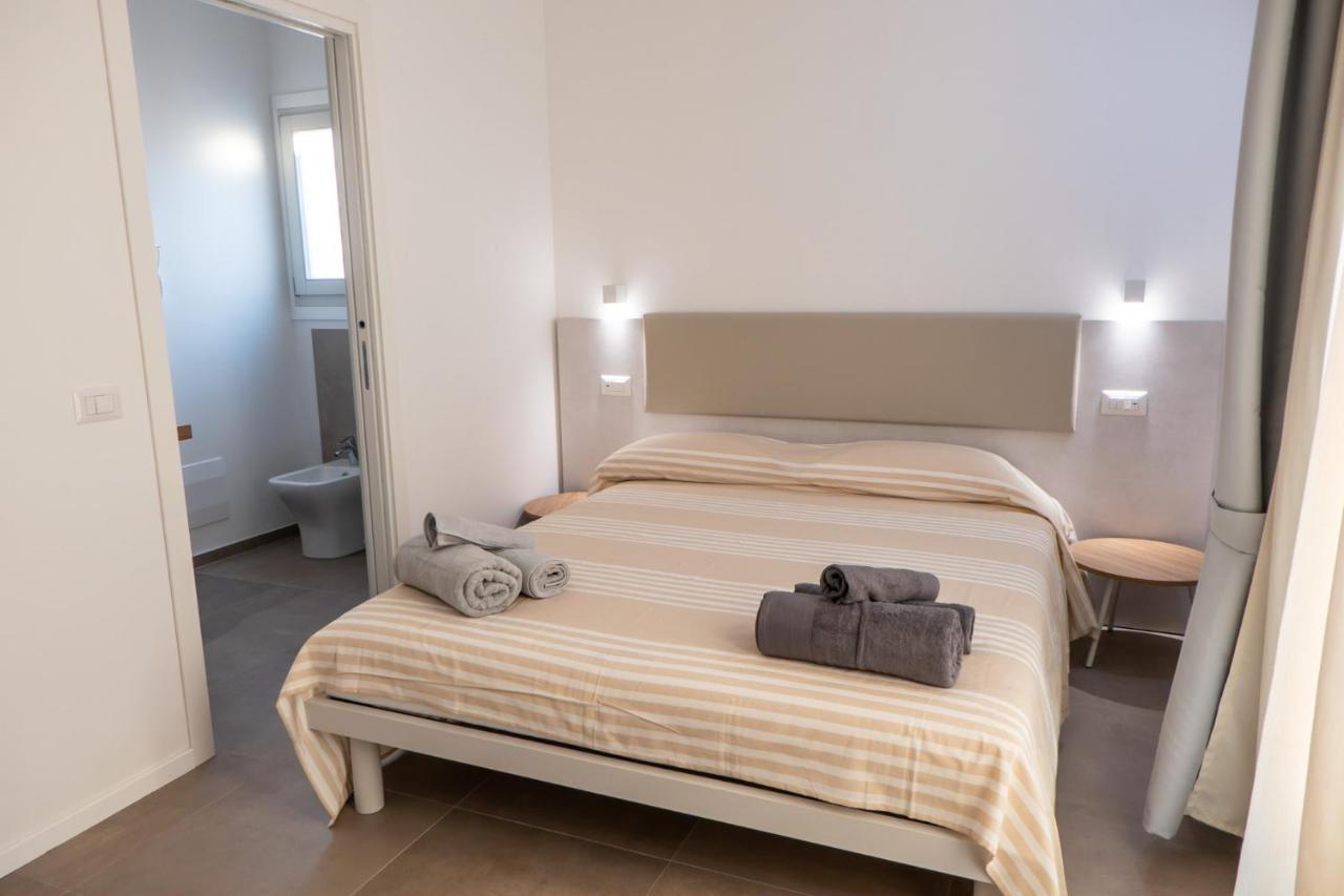 Villa Est San Teodoro  Exteriér fotografie
